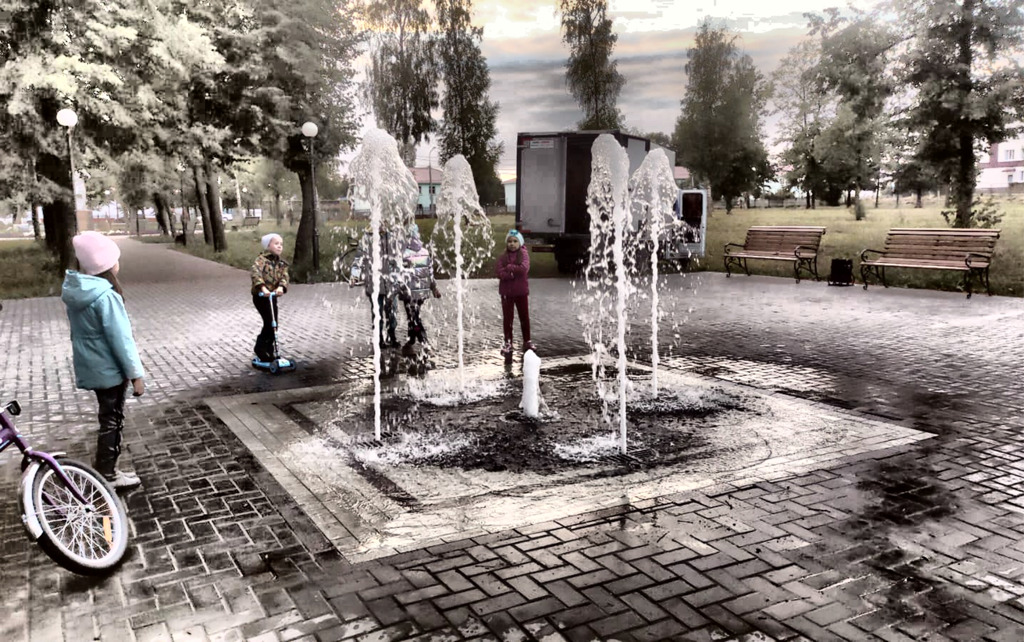 Светодинамический пешеходный фонтан. пгт Урмары. Чувашия 2022 г
